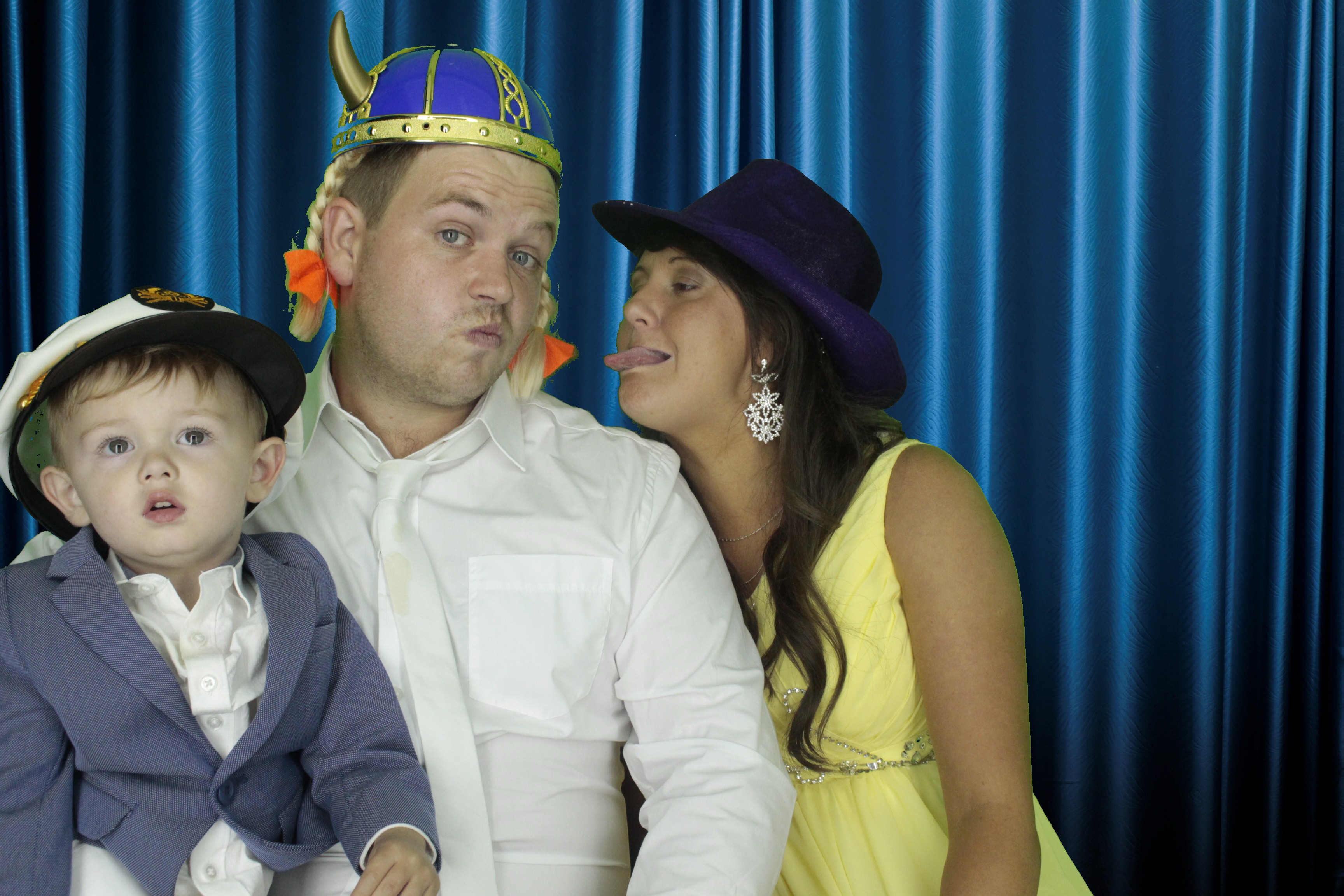 Leanne & Mike's Wedding | View more photos from the event at gallery.myphotoboothexperience.co.uk/u/MyPhotoBoothExperienceLtd/Leanne-Mikes-Wedding